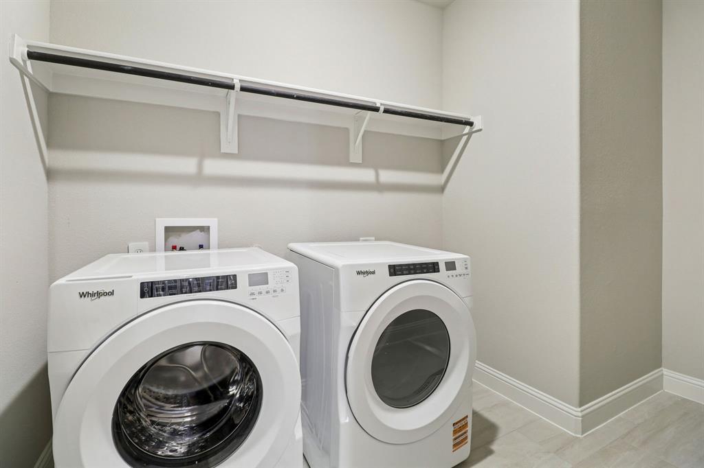 1311 Winters Way Property Photo 13