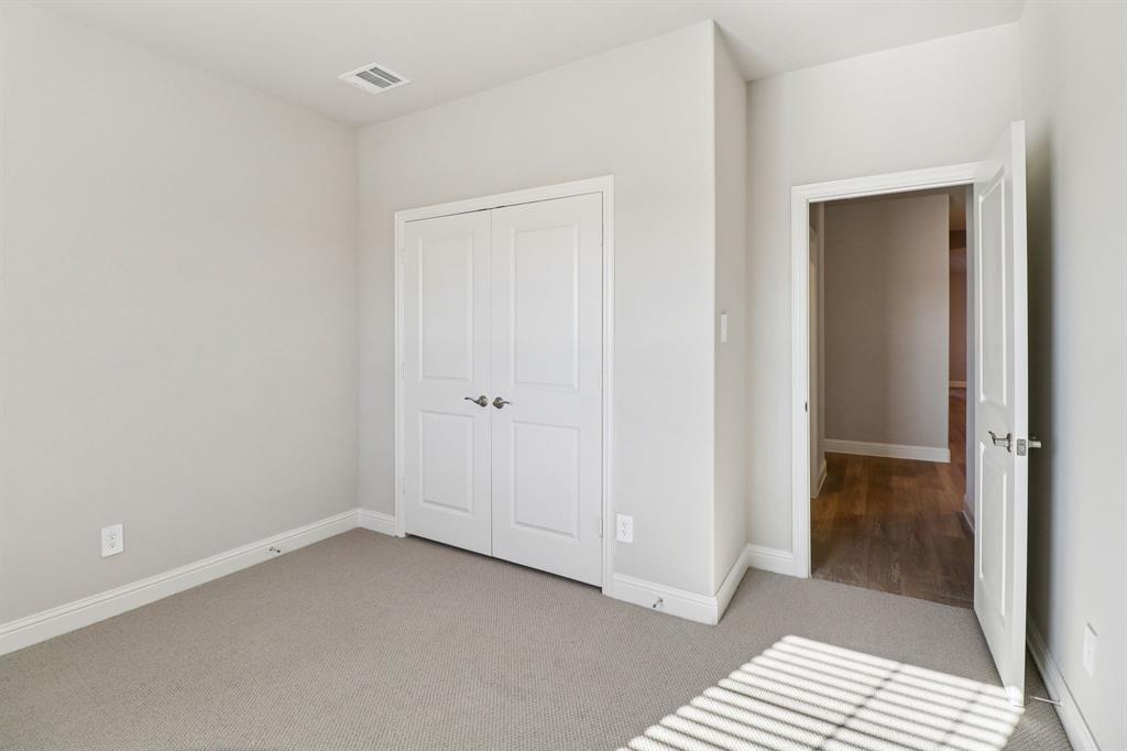 1311 Winters Way Property Photo 15