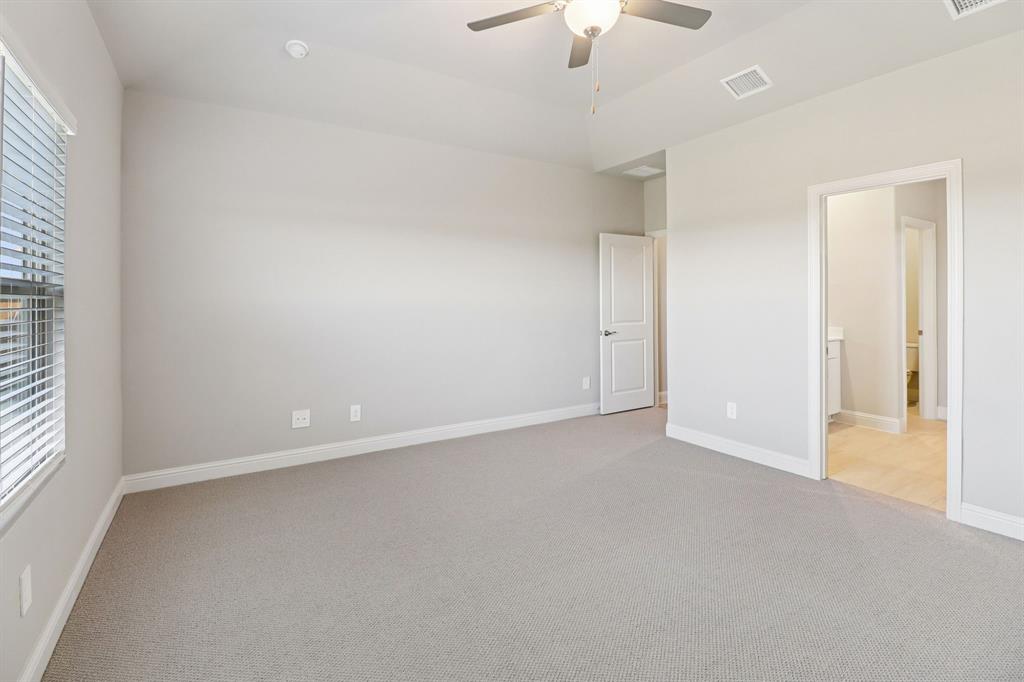1311 Winters Way Property Photo 18