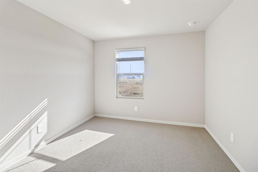 1311 Winters Way Property Photo 23