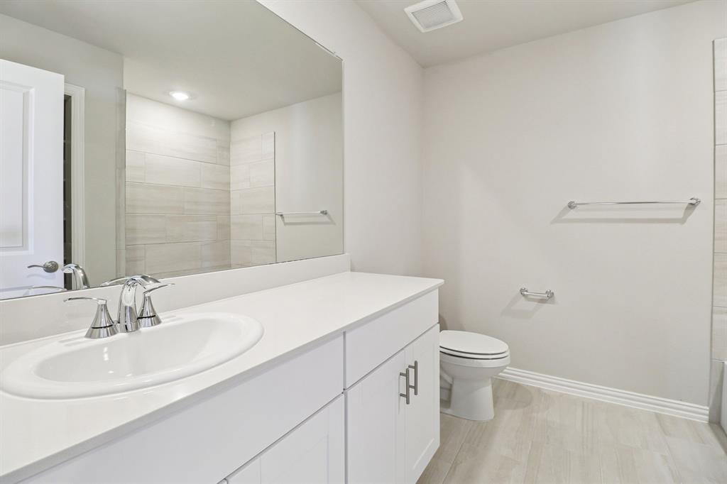 1311 Winters Way Property Photo 28