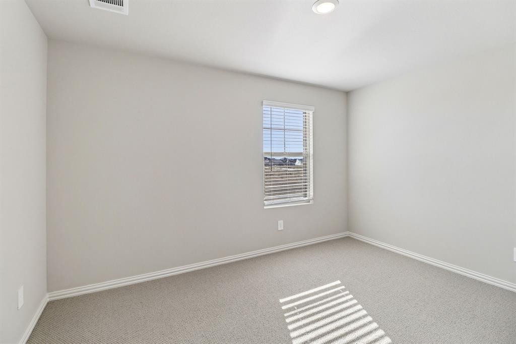 1311 Winters Way Property Photo 29