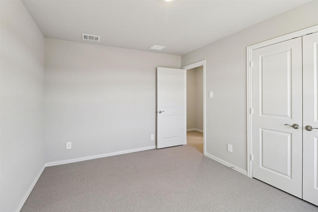 1311 Winters Way Property Photo 32