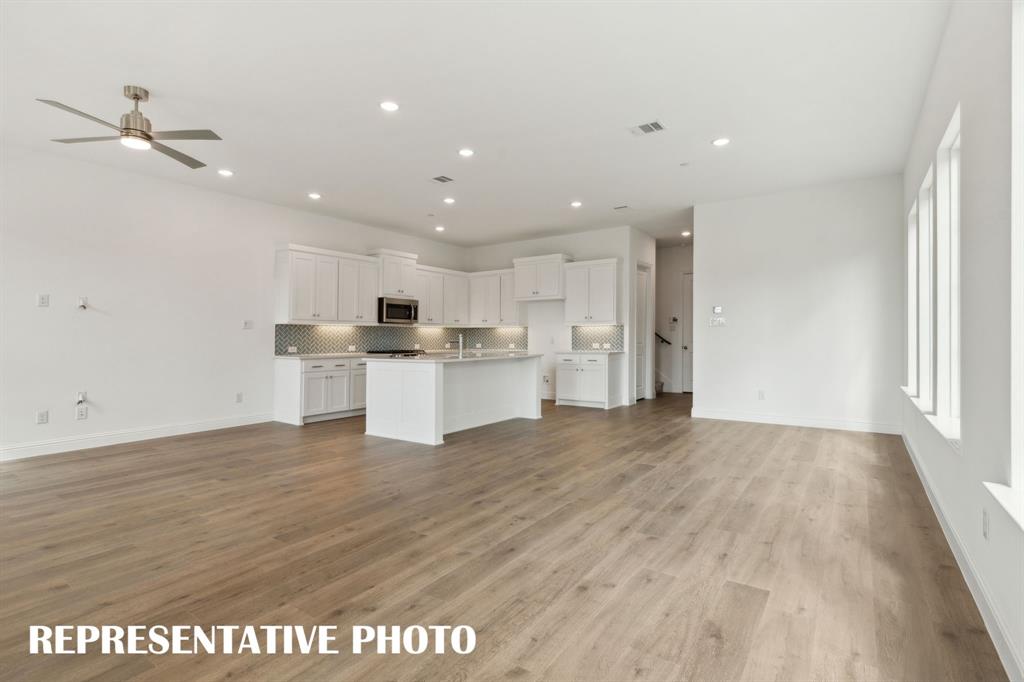 1360 Marsh Lane Property Photo 4