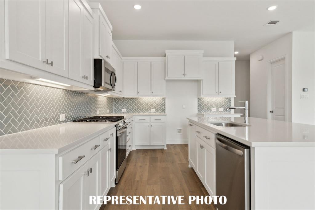 1360 Marsh Lane Property Photo 7