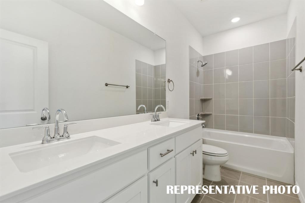 1360 Marsh Lane Property Photo 14