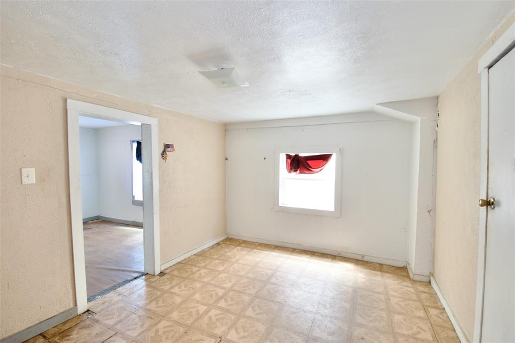 1610 N 10th Street Property Photo 4