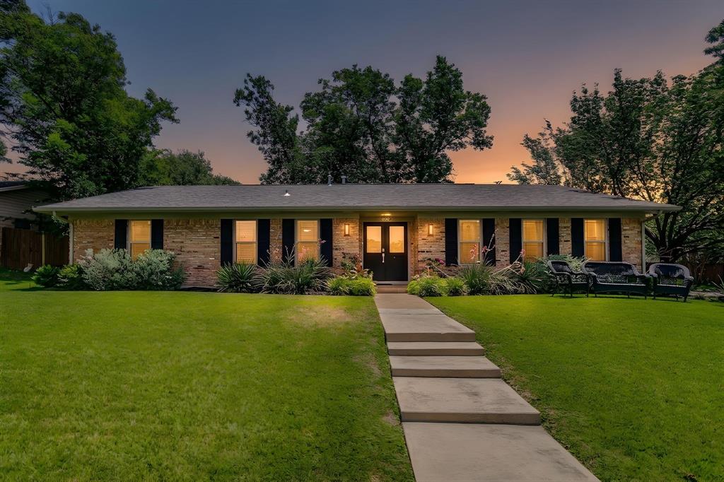 3825 Twilight Drive