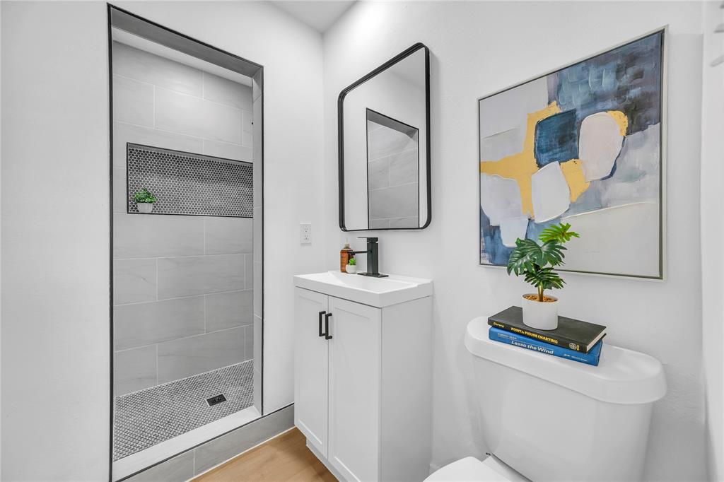 6437 Carousel Drive Property Photo 20