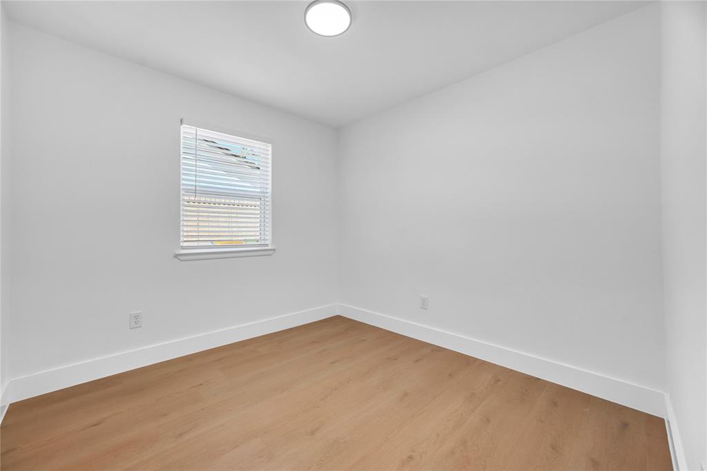 6437 Carousel Drive Property Photo 23