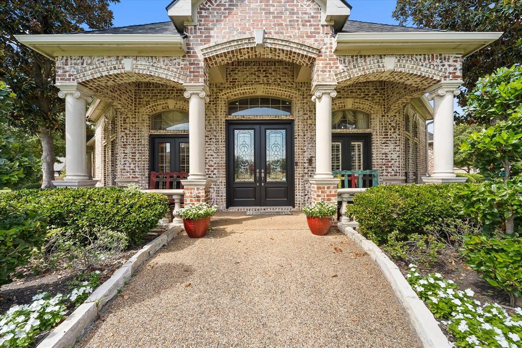 700 Starlight Pass Property Photo 3