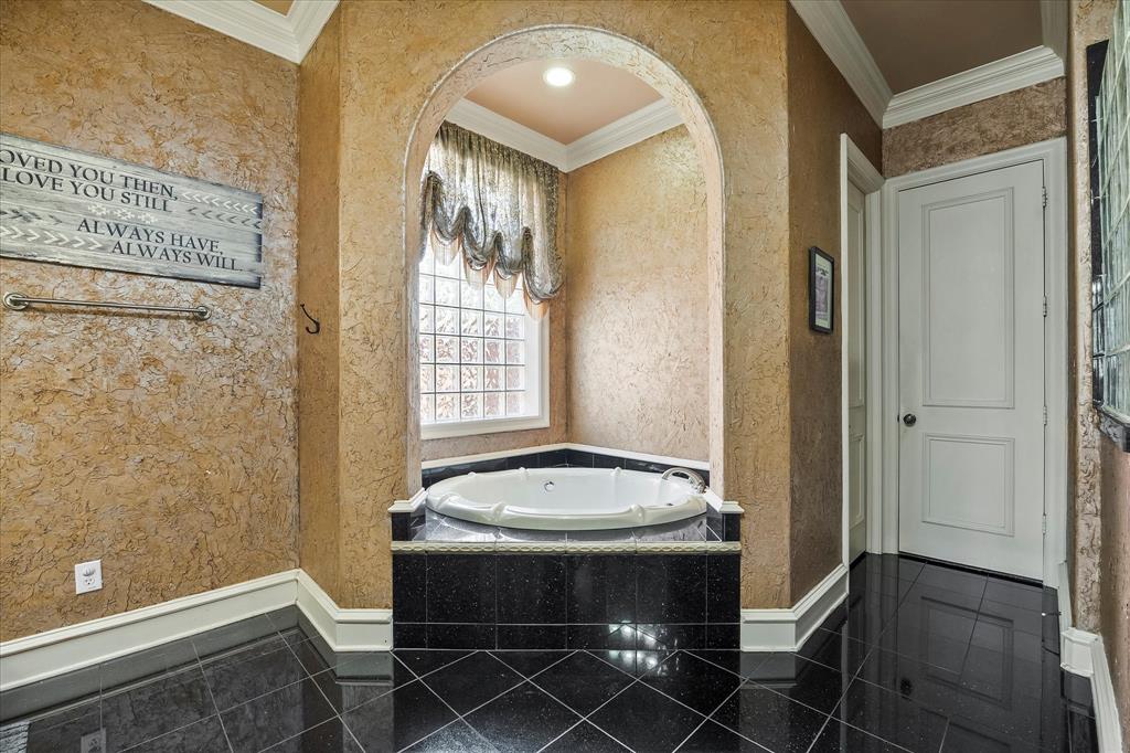 700 Starlight Pass Property Photo 13