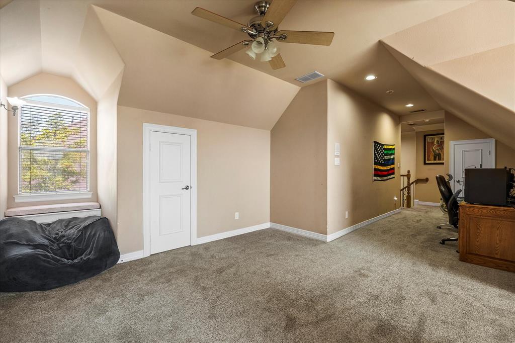 700 Starlight Pass Property Photo 23