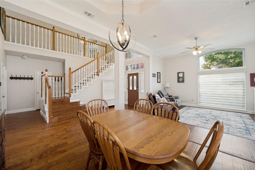 5013 Ridgecrest Drive Property Photo 5