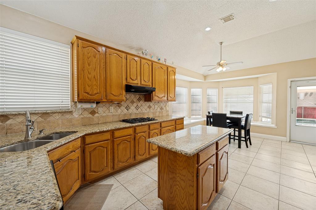 5013 Ridgecrest Drive Property Photo 11