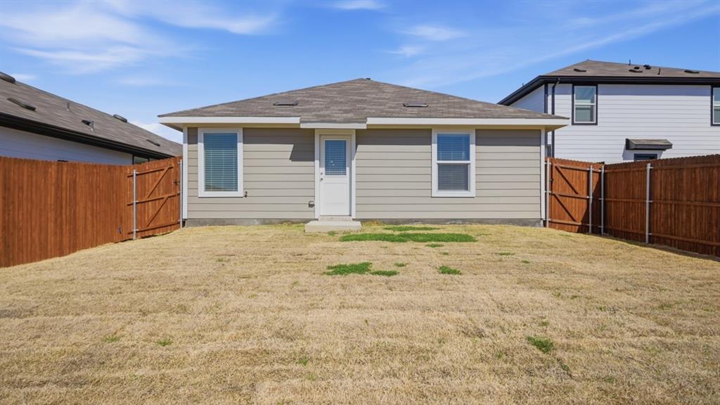 328 Trail Court Property Photo 19