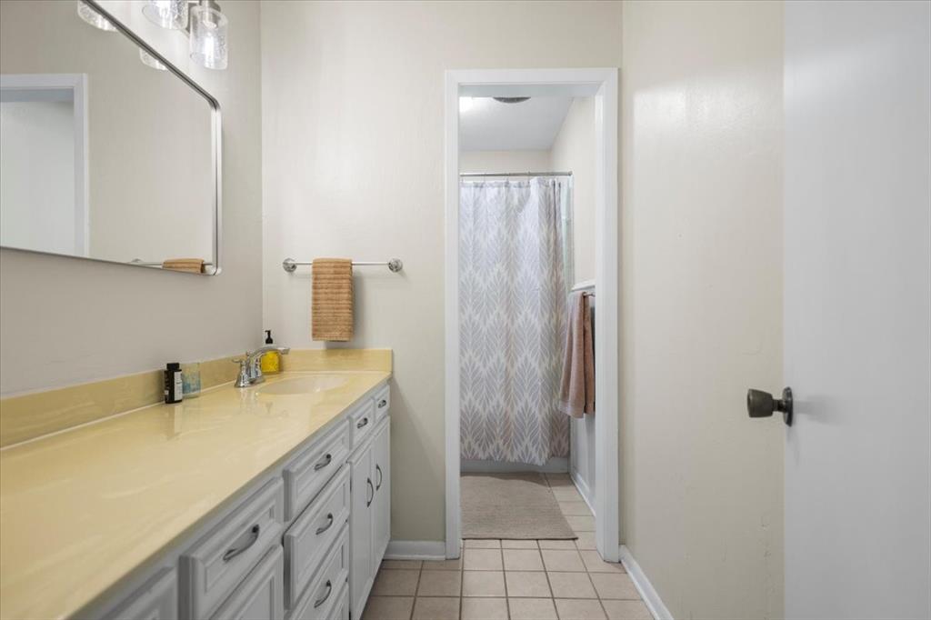 4435 Dundee Drive Property Photo 16