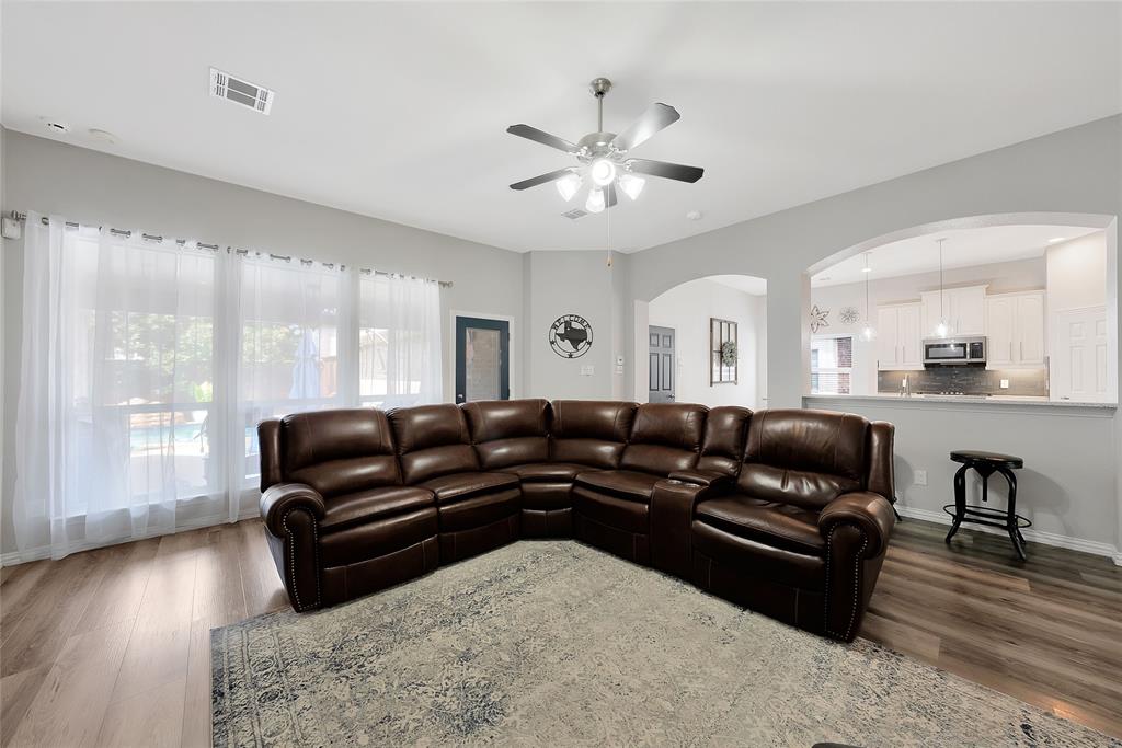 6208 Brownstone Drive Property Photo 6