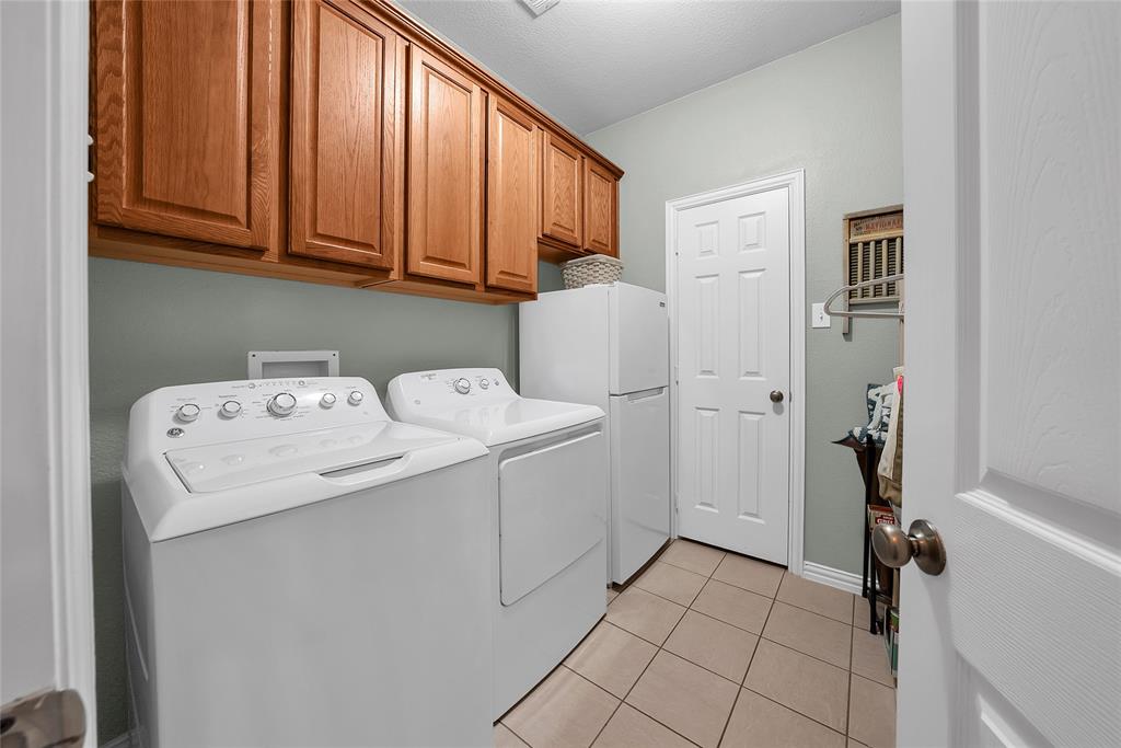 6208 Brownstone Drive Property Photo 29