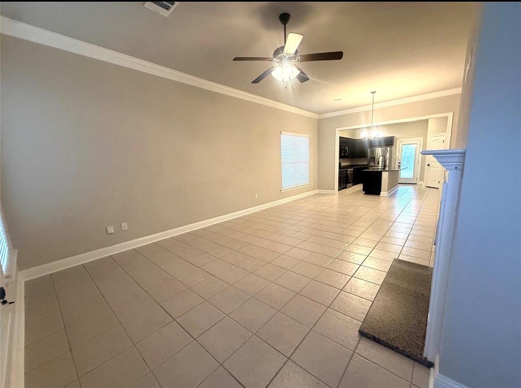 1034 Maize Street Property Photo 4