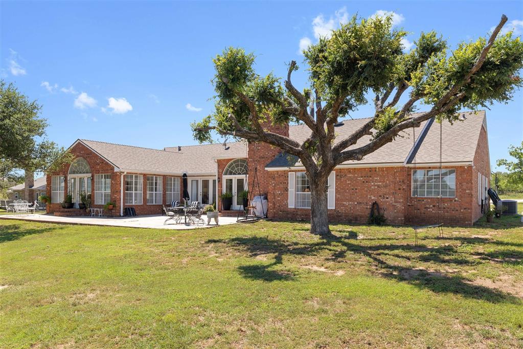 19 Spring Hollow Property Photo 6