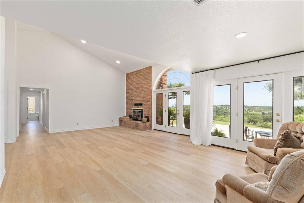 19 Spring Hollow Property Photo 10