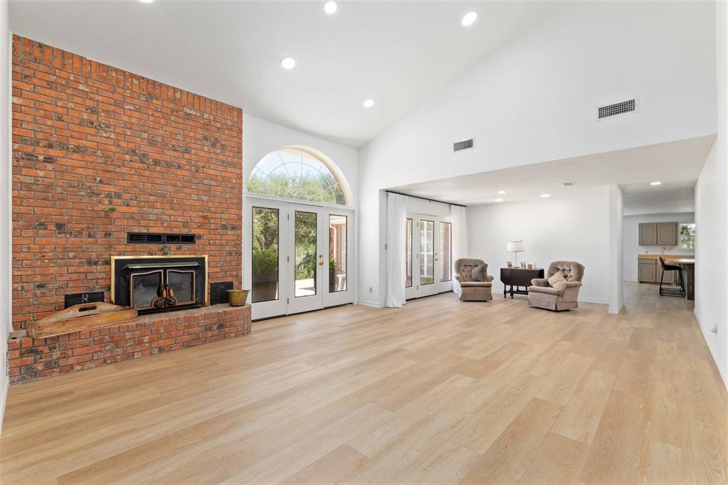 19 Spring Hollow Property Photo 11