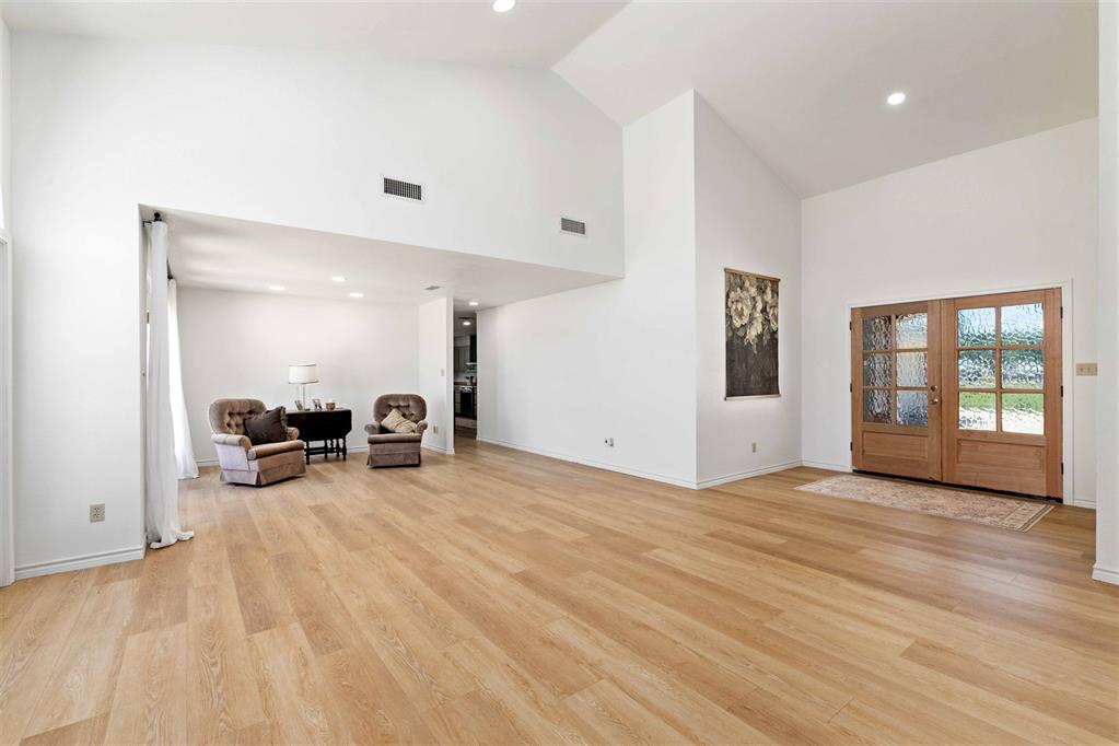 19 Spring Hollow Property Photo 12