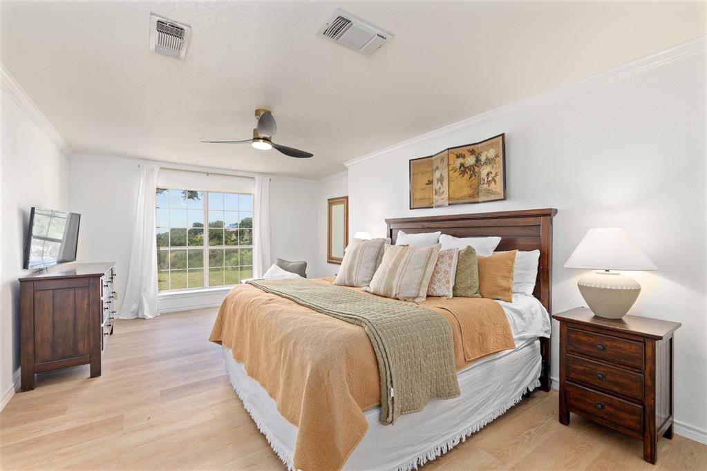 19 Spring Hollow Property Photo 14
