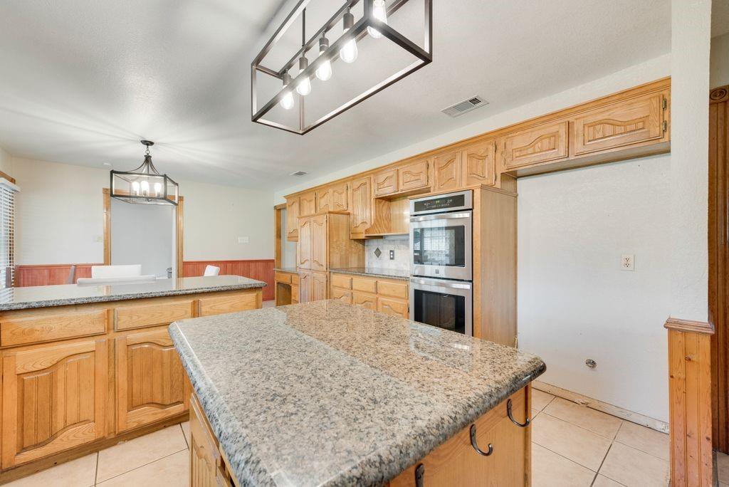912 Summer Hill Lane Property Photo 11