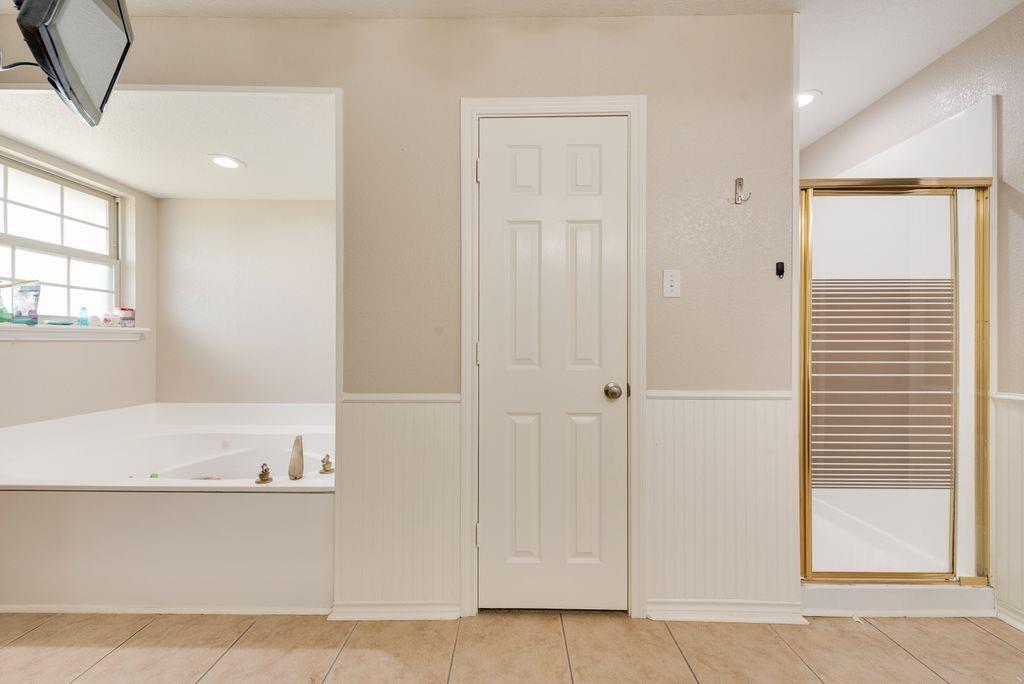 912 Summer Hill Lane Property Photo 21