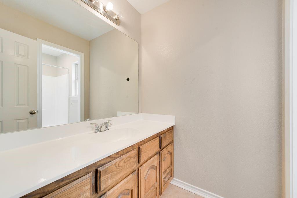 912 Summer Hill Lane Property Photo 23