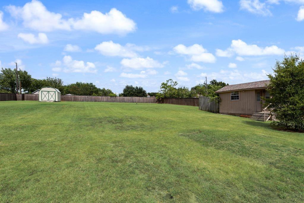 912 Summer Hill Lane Property Photo 25