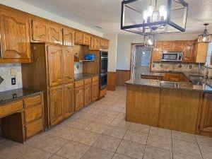 912 Summer Hill Lane Property Photo 28