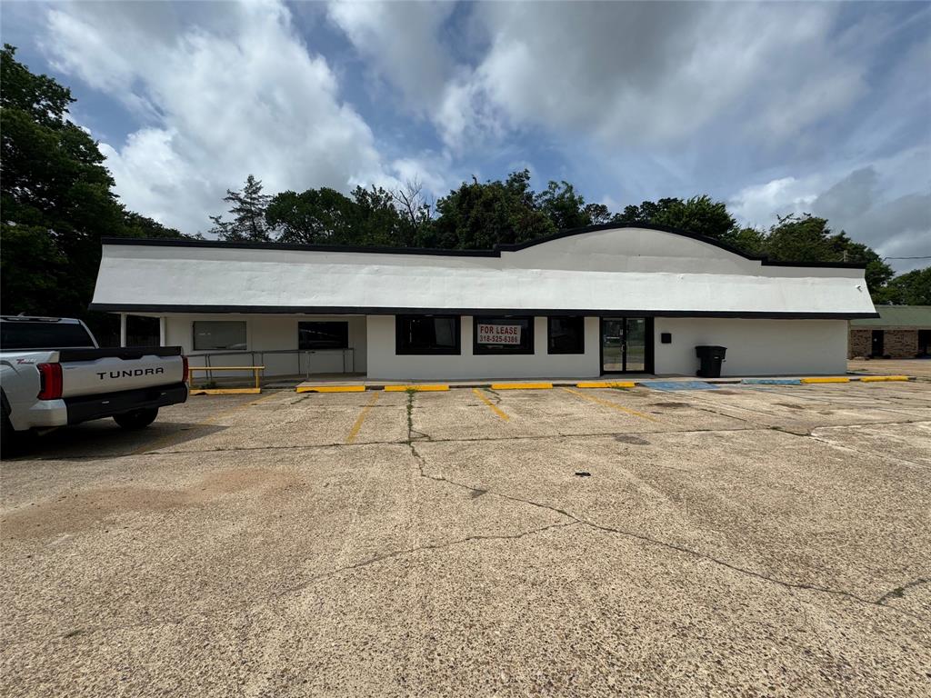 2160 Barksdale Boulevard Property Photo 1
