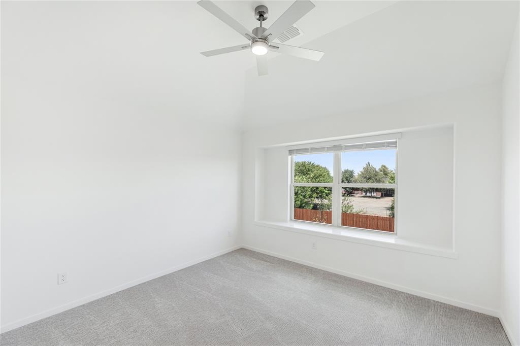 569 Red Maple Road Property Photo 27