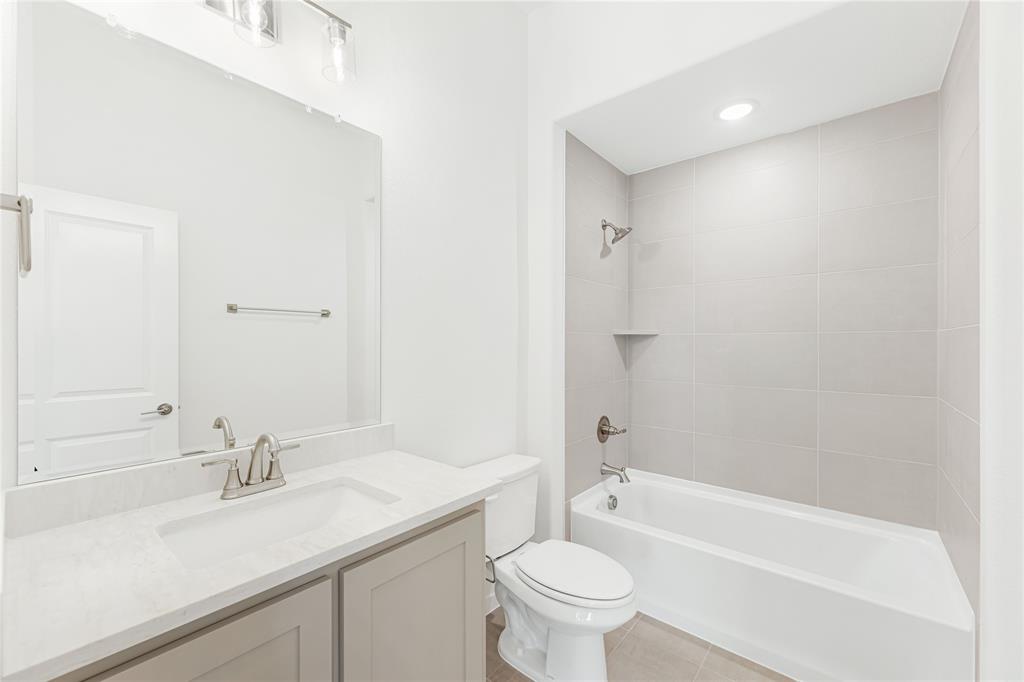 569 Red Maple Road Property Photo 28