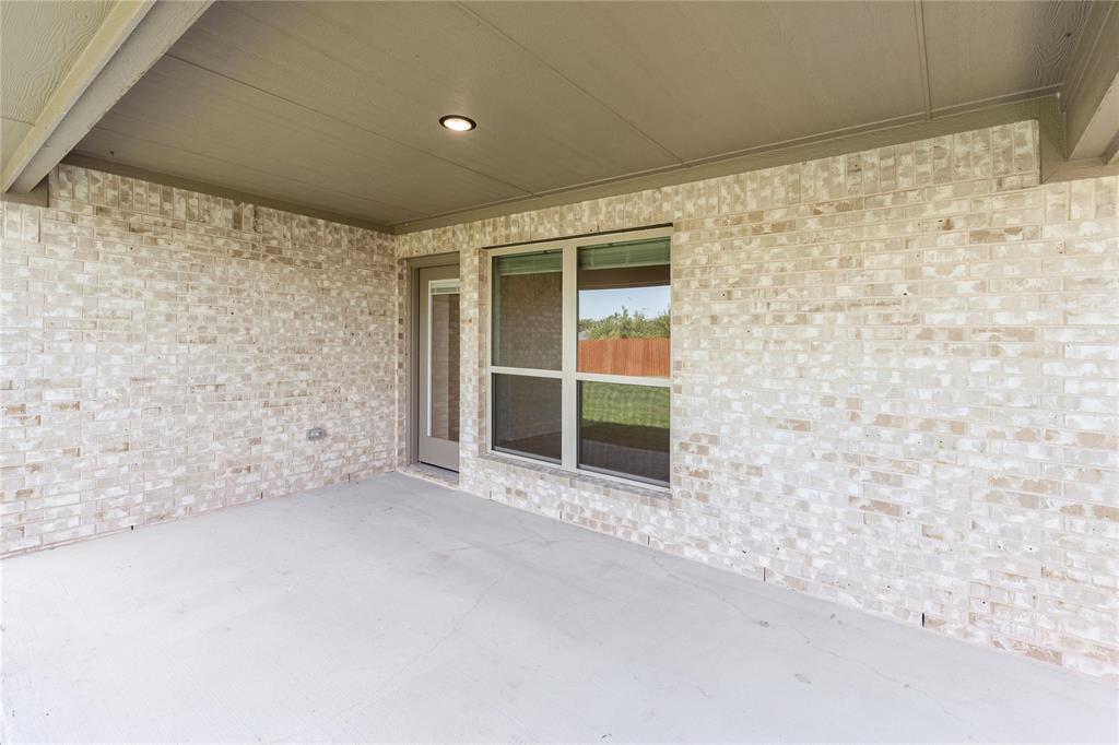 569 Red Maple Road Property Photo 29