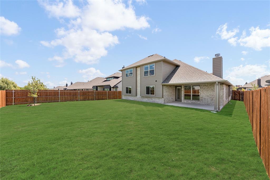 569 Red Maple Road Property Photo 31
