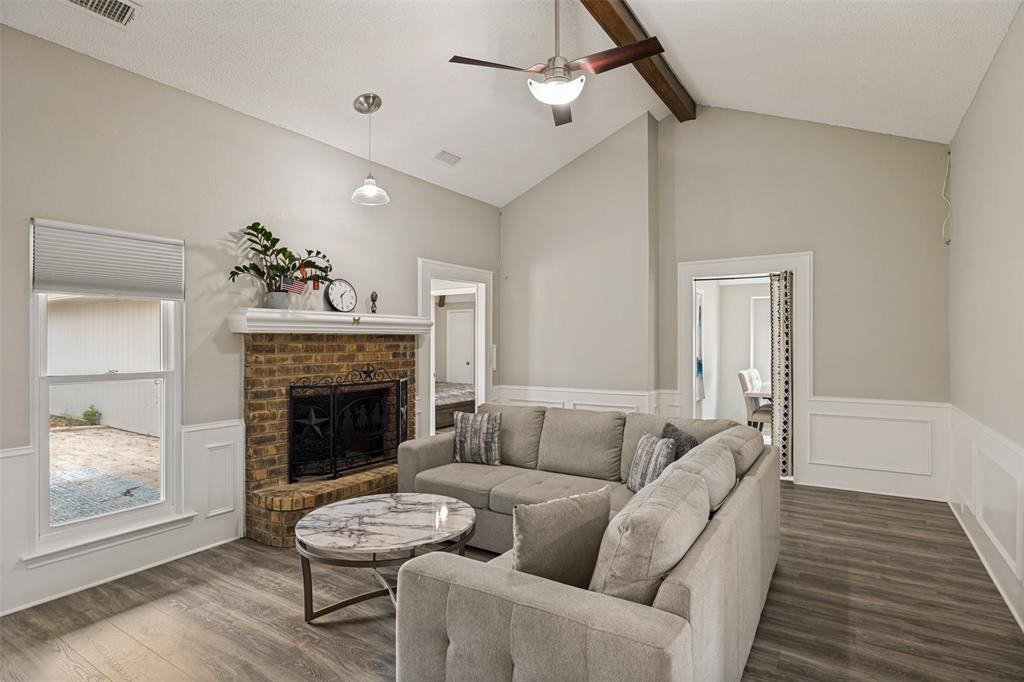 1209 Sandy Creek Drive Property Photo 6