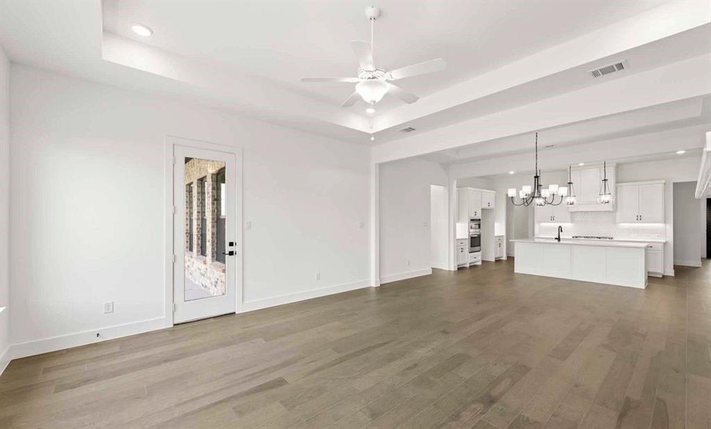 7201 Dasher Drive Property Photo 14