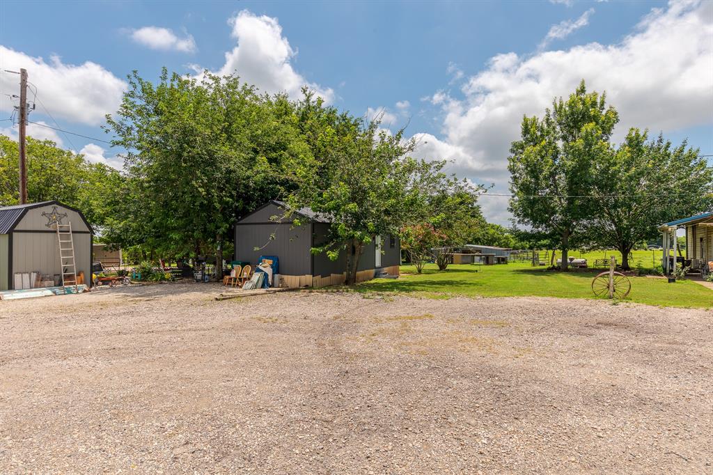 5194 E Fm 455 Property Photo 18