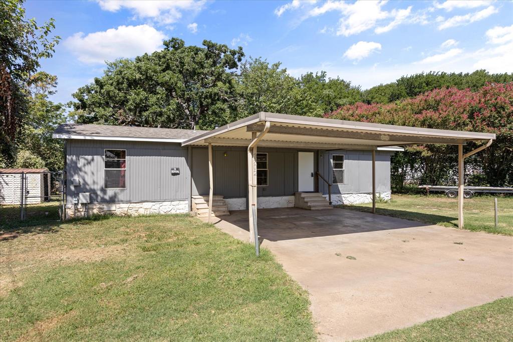 3702 Hartwood Drive Property Photo 2