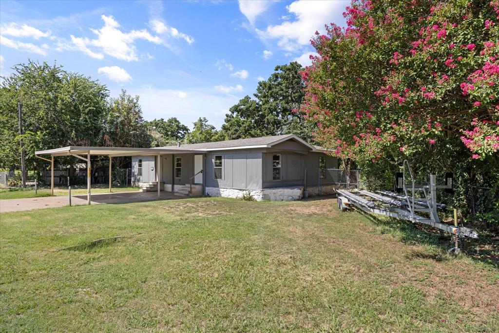 3702 Hartwood Drive Property Photo 4