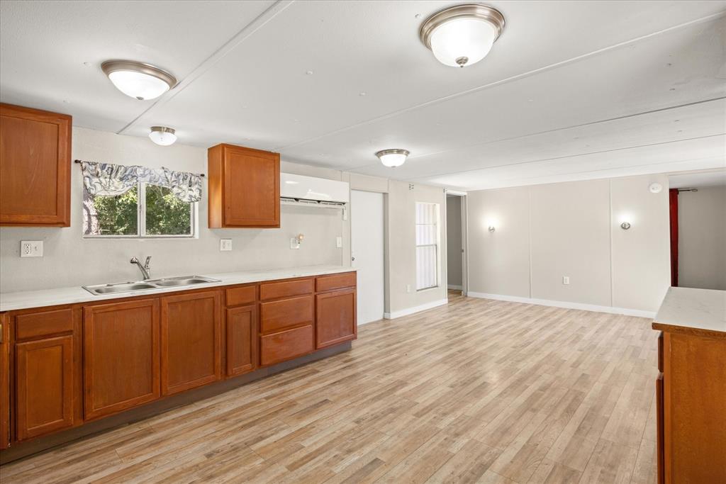 3702 Hartwood Drive Property Photo 10