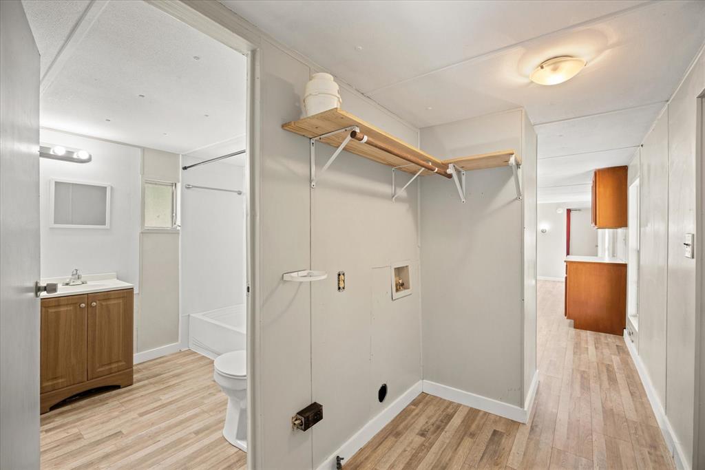 3702 Hartwood Drive Property Photo 12