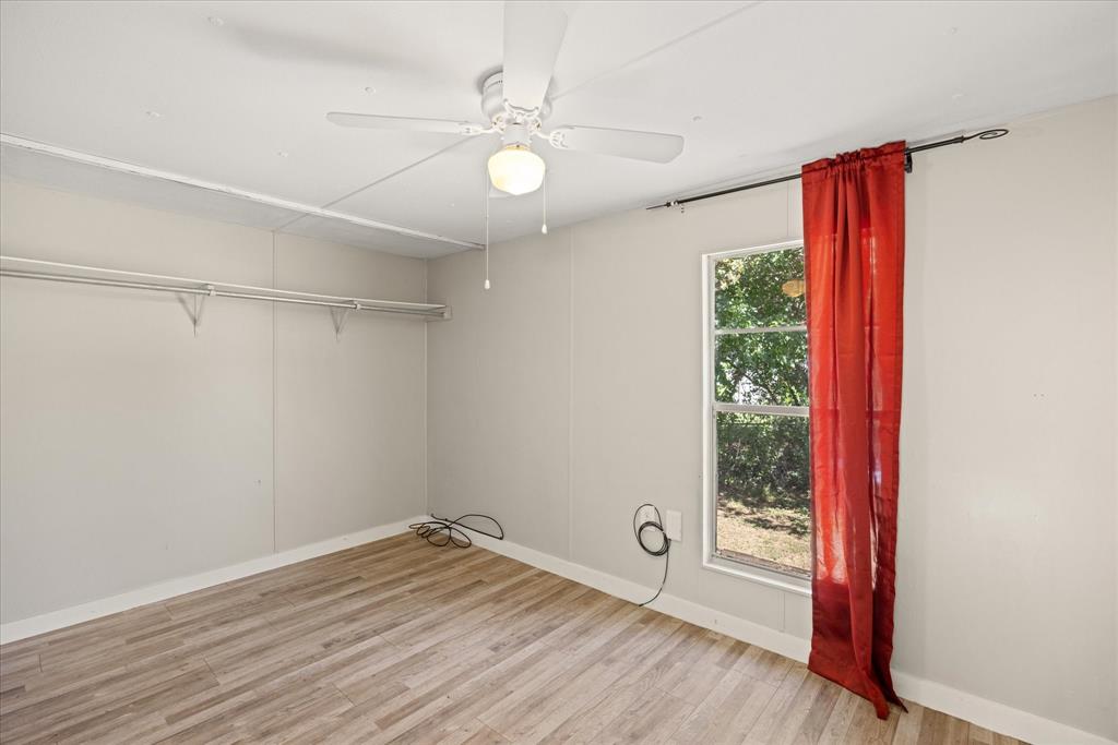 3702 Hartwood Drive Property Photo 16
