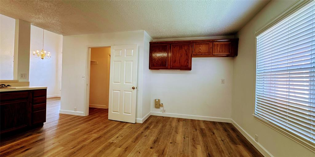 7208 Chateau Drive Property Photo 6