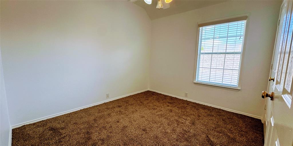 7208 Chateau Drive Property Photo 20