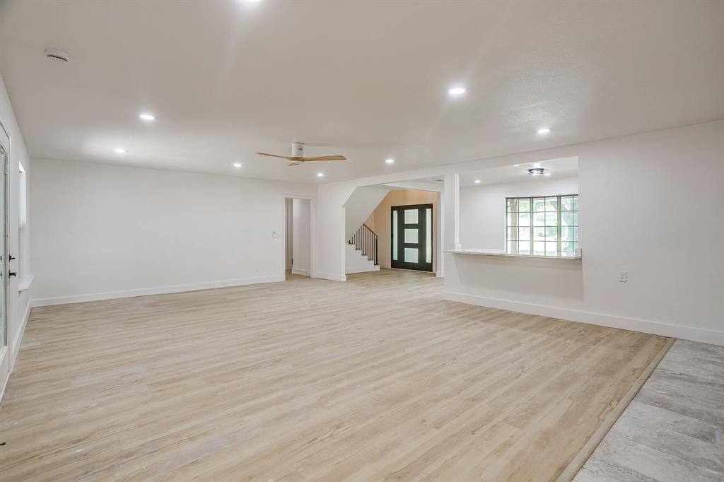 2601 Briarwood Drive Property Photo 7